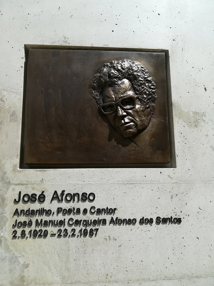 Monumento a José Afonso